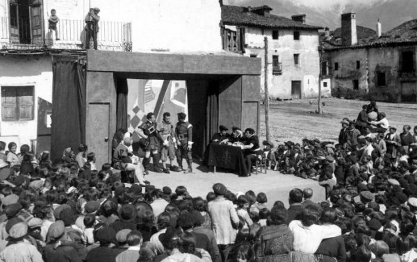 Misiones-Pedagogicas-Teatro