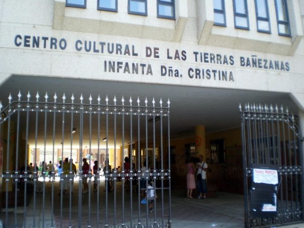 Centro-Cultural